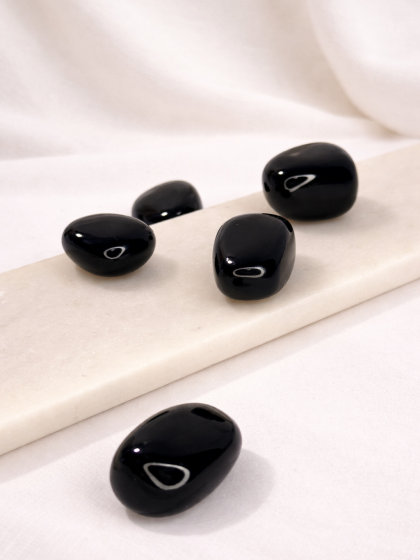 Obsidian Trommelstein für Schutz und Stärke